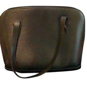 Louis Vuitton epi lussac